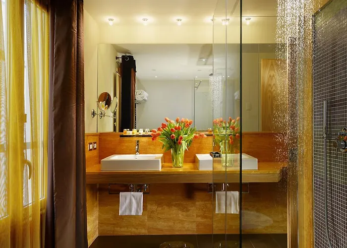 Otel Babuino 181 - Small Luxury Of The World 4*