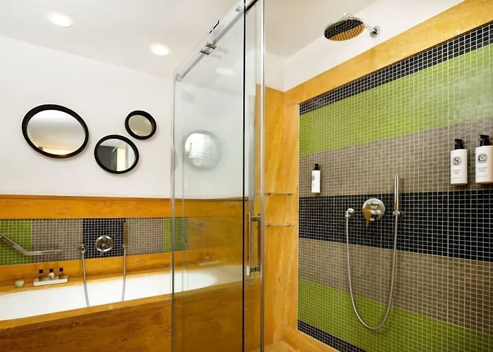 Babuino 181 - Small Luxury Of The World 4*